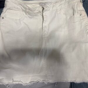 Frayed Hem White Denim Shorts